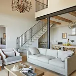 Chateau Capitoul אתר נופש 4*