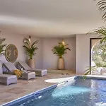 Chateau Capitoul Semesteranläggning (resort)